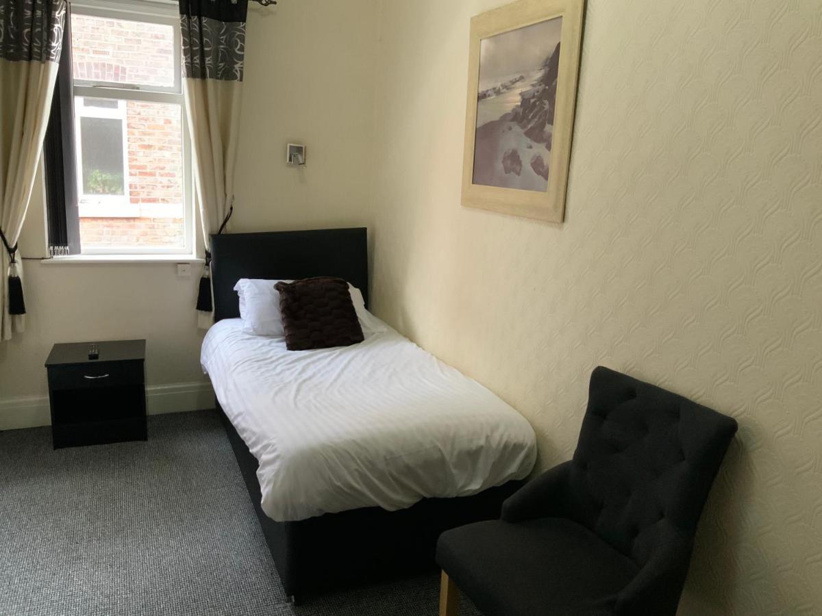 The Spread Eagle Hotel Manchester Buitenkant foto